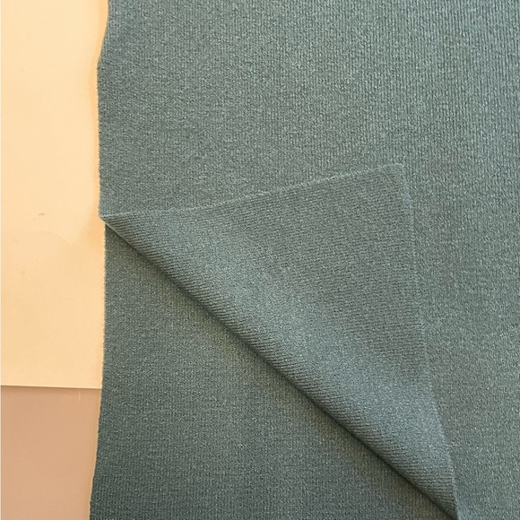 Minasmalha stretchy pencil below the knee emerald green skirt womem's size M - Picture 3 of 8